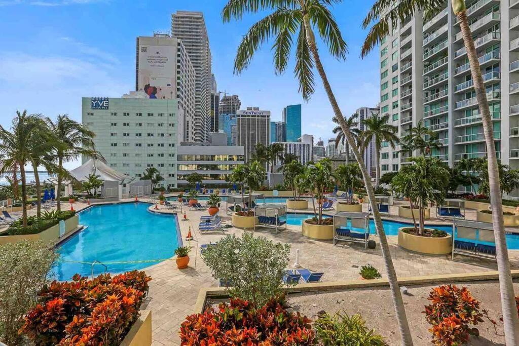 Resort And Luxurious Living In Downtown Miami Dış mekan fotoğraf